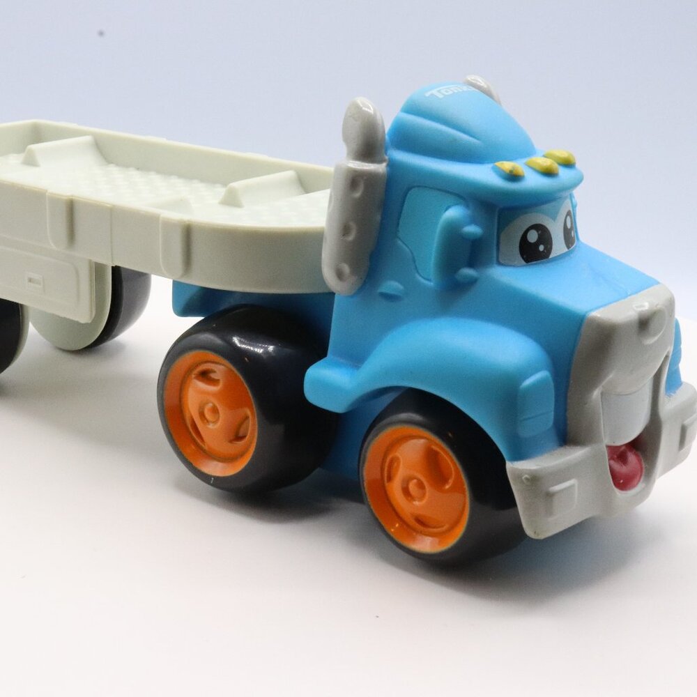 Hasbro Tonka Blue Truck Car Carrier With Trailer 2006